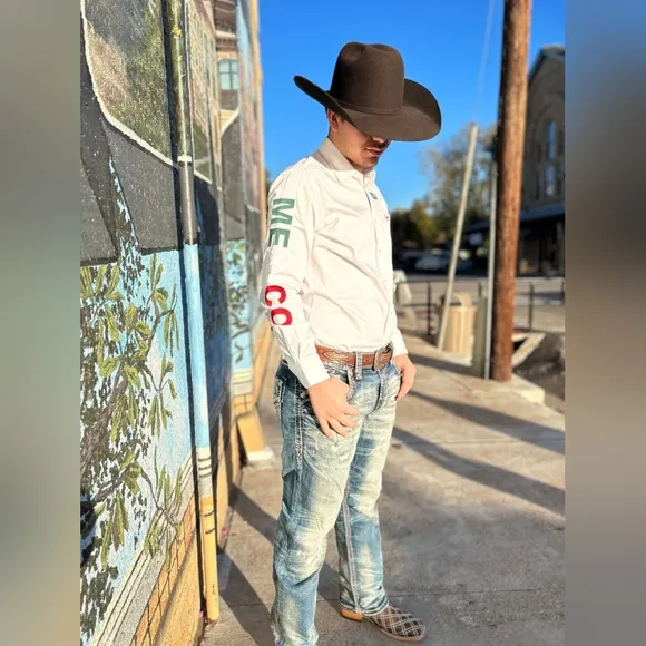 MEN'S SNAP POCKETS MODERN FIT EMBROIDERED WESTERN SHIRT