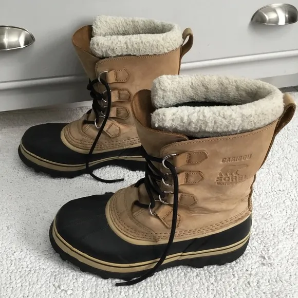 Mens SOREL Caribou Waterproof Winter Boots size 8