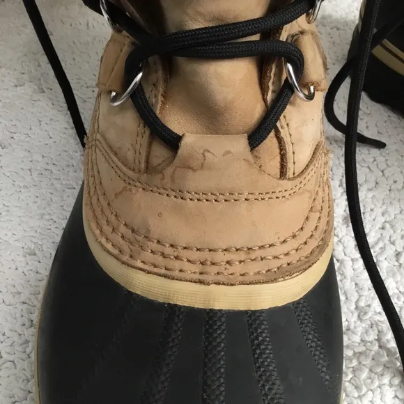 Mens SOREL Caribou Waterproof Winter Boots size 8