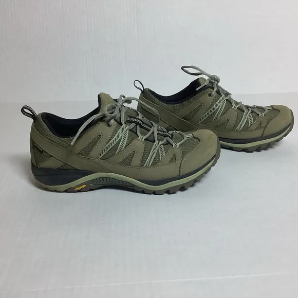 MERELL WOMEN’S SIREN SPORT 3 HIKING SHOES