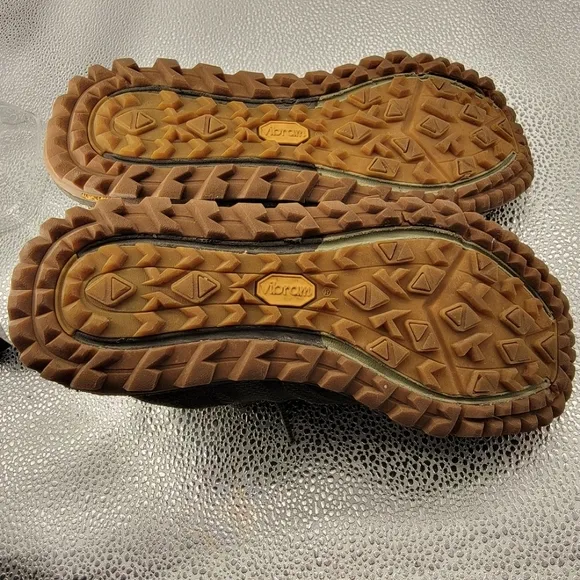 Merrell Mens Nova Tactical Sz 8 shoes. Dark olive, synthetic, machine washable.