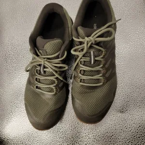 Merrell Mens Nova Tactical Sz 8 shoes. Dark olive, synthetic, machine washable.