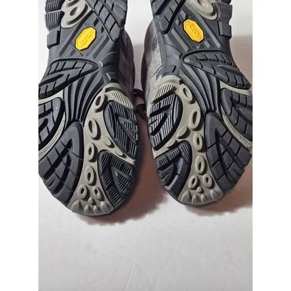 Merrell moab 3 ladies hiking shoes Nwob