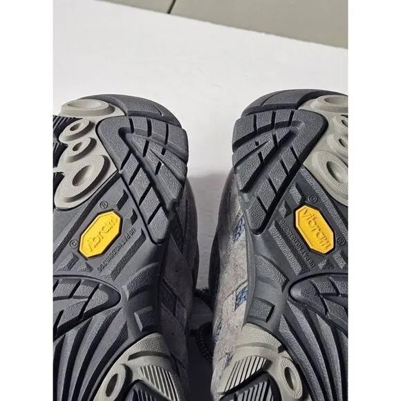 Merrell moab 3 ladies hiking shoes Nwob