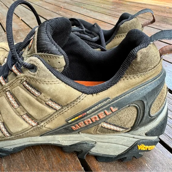 Merrell Outland Hiking Shoes