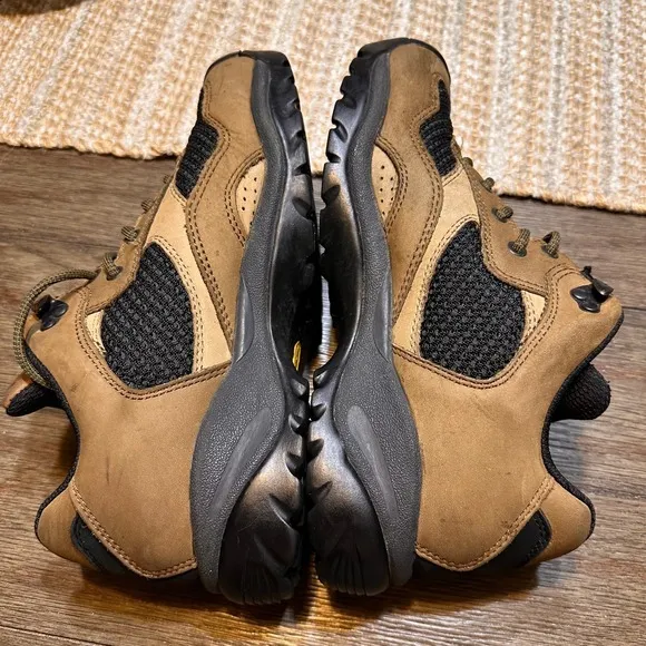 Merrell Ventilator Low Hiking Trail‎ Shoes Vibram Soles Mens Size 7.5