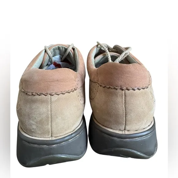 Merrell World Myth Taupe Leather Lace Up Square Toe Perforated Men's Shoes 10