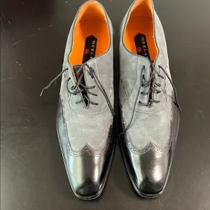 Mezlan Gray and Black Oxford Shoes with Suede Contrast