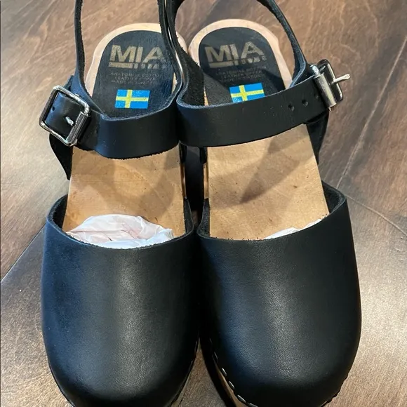 MIA Abba Clogs/Sandals sizez 36 ,37 ,&amp; 38 New