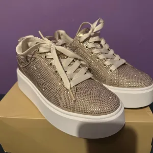 Michael Kors Romey Platform Sneakers