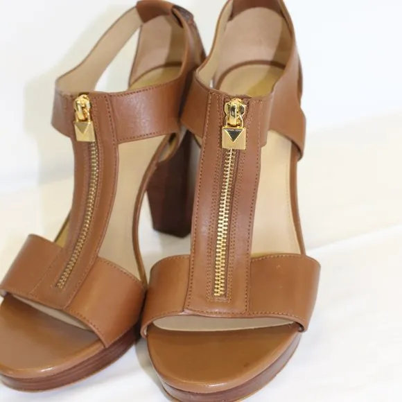 Michael Kors Womens Brown Berkly T-Strap Platform Dress Sandals Luggage Size 10