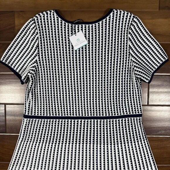 Ming Wang Size Large Navy Blue‎ White Striped Modern Fit Soft Knit A Line Dress