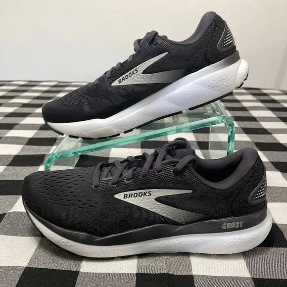 Mint Brooks Ghost 16 Running Shoes Women's 9 Black Gray White Walking Breathable