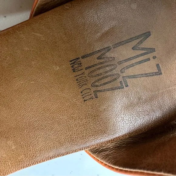 Miz Mooz Alanis Sandals Size 10 Leather Wide Straps Comfy Designer Shoes