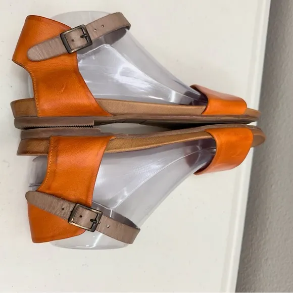 Miz Mooz Alanis Sandals Size 10 Leather Wide Straps Comfy Designer Shoes
