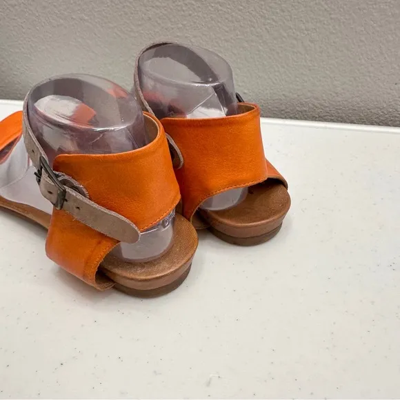 Miz Mooz Alanis Sandals Size 10 Leather Wide Straps Comfy Designer Shoes