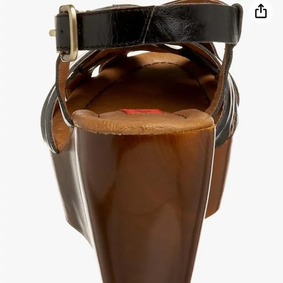 Miz Mooz platform sandals - size 10 in great shape some photos are from Amazon