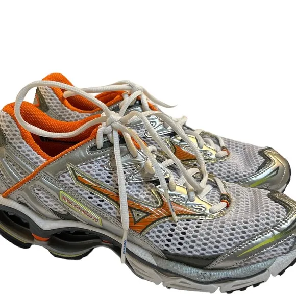 Mizuno Wave Creation White running shoes size 8.5