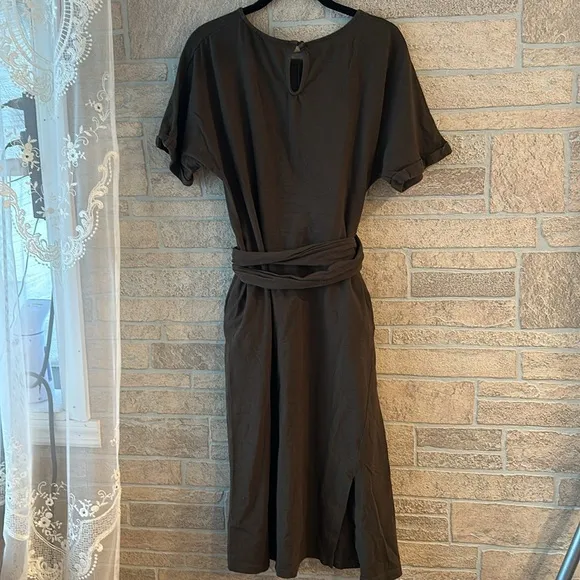 modern citizen mckenna tie waist Cotton midi dress side slit olive green Small