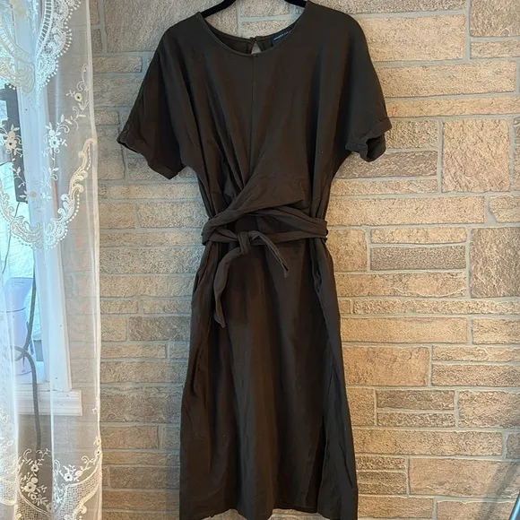 modern citizen mckenna tie waist Cotton midi dress side slit olive green Small