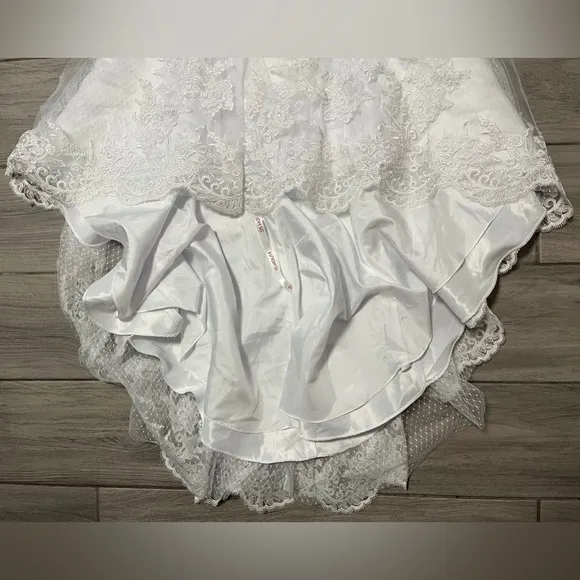 Modern JJ's House Women’s Mermaid Lace White Wedding Dress Size 16 W