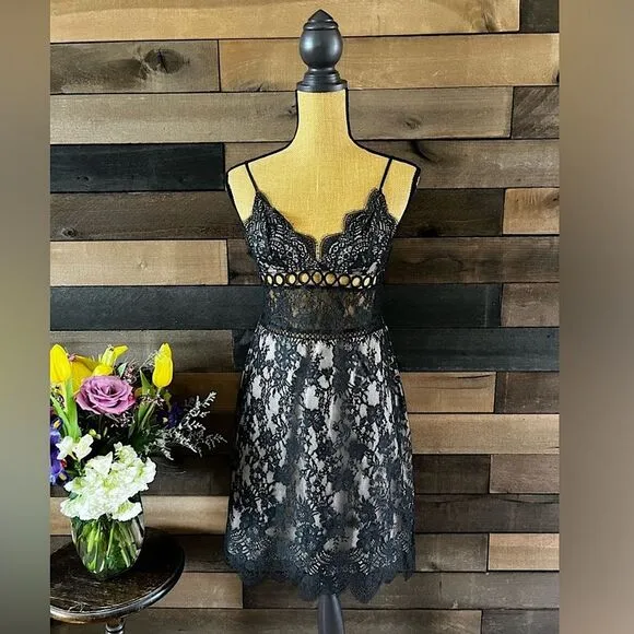 Modern Victoria’s Secret Black Lace Floral Slip Dress Lingerie Size Small