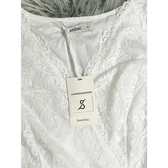 Modern White Lace V-Neck Gown. Cocktail-Bridal Size Small