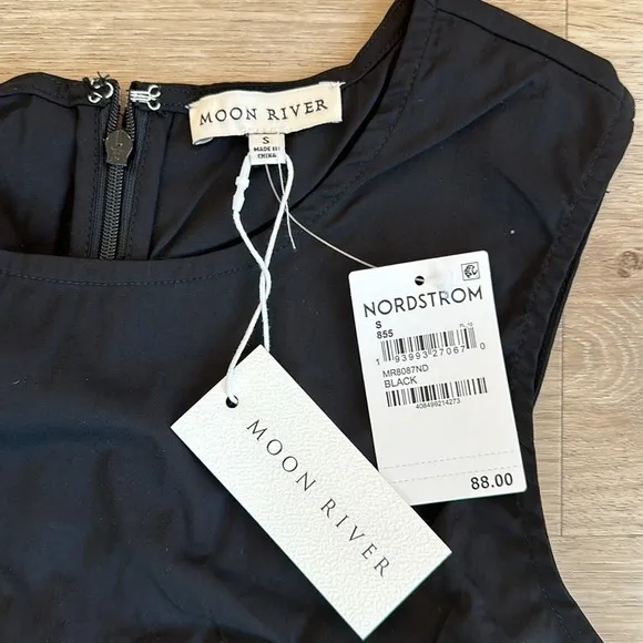 MOON RIVERWomen's Sleeveless Cut-Out Midi Dress size small color black