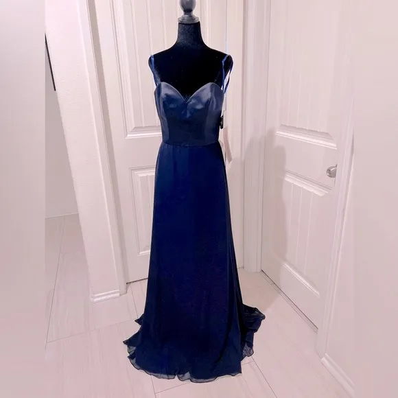 Morilee Madeline Gardner Classic Lace and Chiffon Dress with Bateau Neckline 10