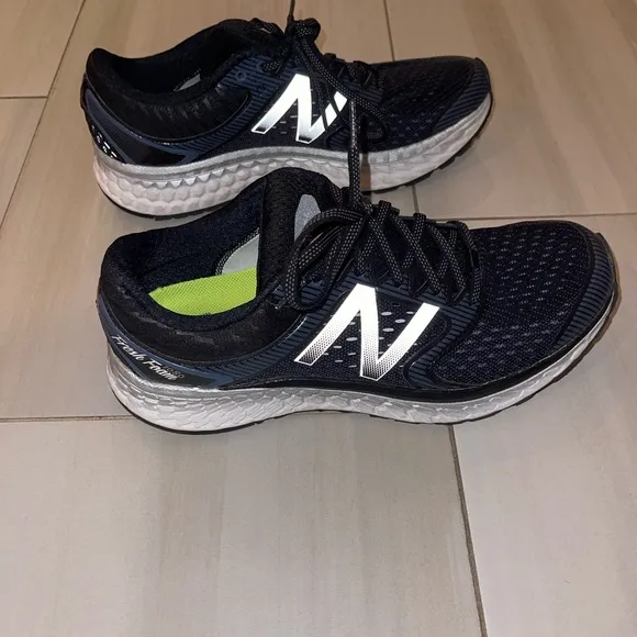My New Balance comfortable gym used shoes size 10 (black color)