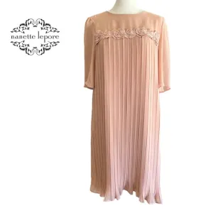 NANETTE LEPORE Pleated Chiffon Dress Size 4 Embroidered Flowers Romantic Pink
