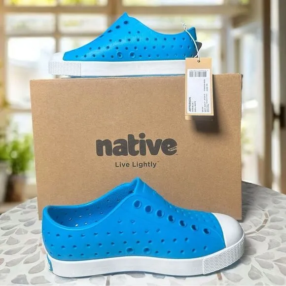 Native Jefferson Shoe Water Shoe Sneaker Vivid Blue Size C10 NEW In Box UNISEX