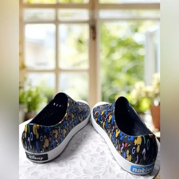 NATIVE SHOES JEFFERSON DISNEY PARKS MICKEY MOUSE WATER SHOES MEN’S 11 WOMENS 12