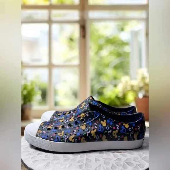 NATIVE SHOES JEFFERSON DISNEY PARKS MICKEY MOUSE WATER SHOES MEN’S 11 WOMENS 12