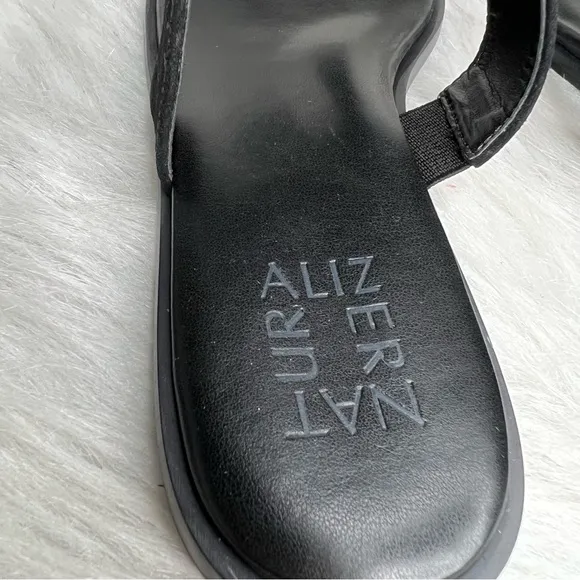Naturalizer Farica Slide Sandals Embellished Black Size 6.5M