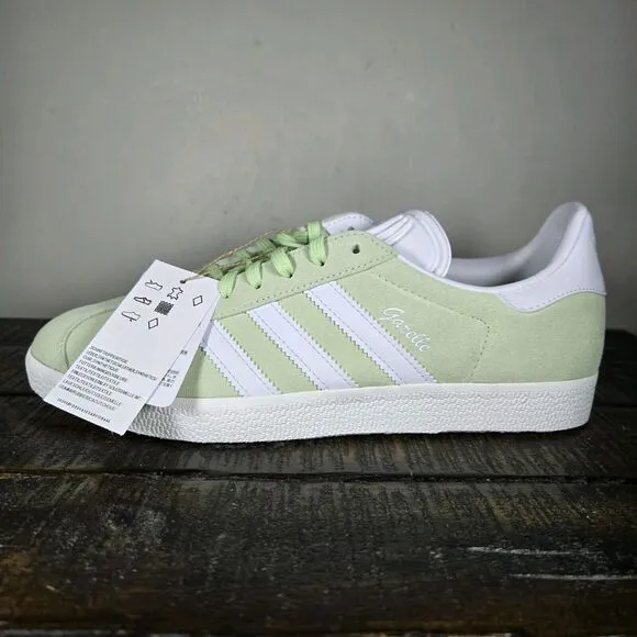 NEW Adidas Gazelle Womens Size 6.5 Casual Sneaker Shoe Matcha Green White IE0442