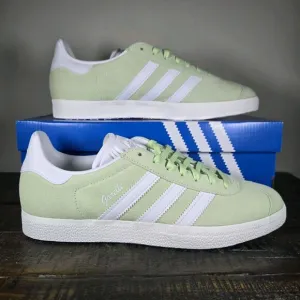 NEW Adidas Gazelle Womens Size 6.5 Casual Sneaker Shoe Matcha Green White IE0442