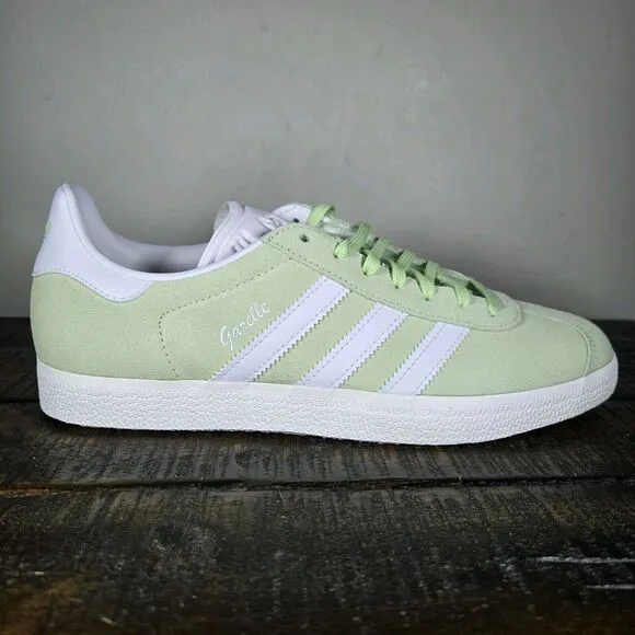NEW Adidas Gazelle Womens Size 6.5 Casual Sneaker Shoe Matcha Green White IE0442