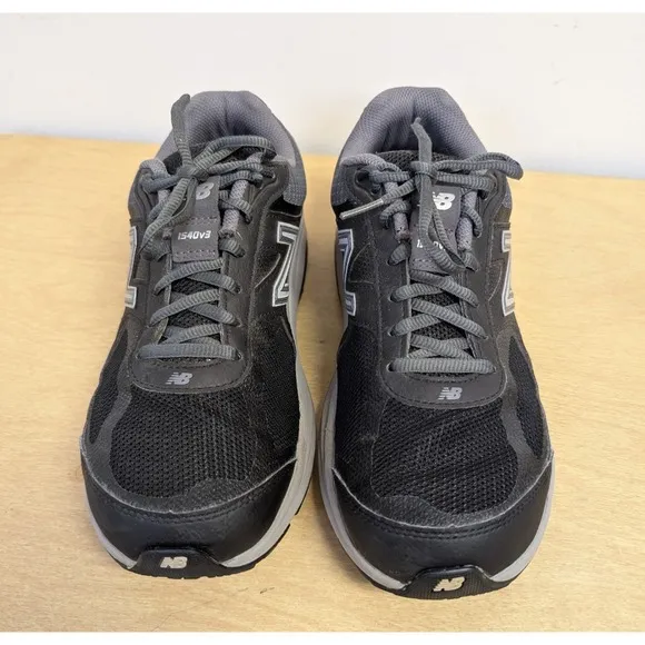 New Balance 1540v3 Men Running Shoes Stability Cushion Sneakers Black 8 Wide 2E