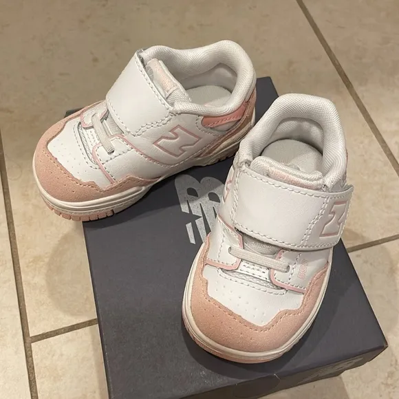New balance baby shoes (new)