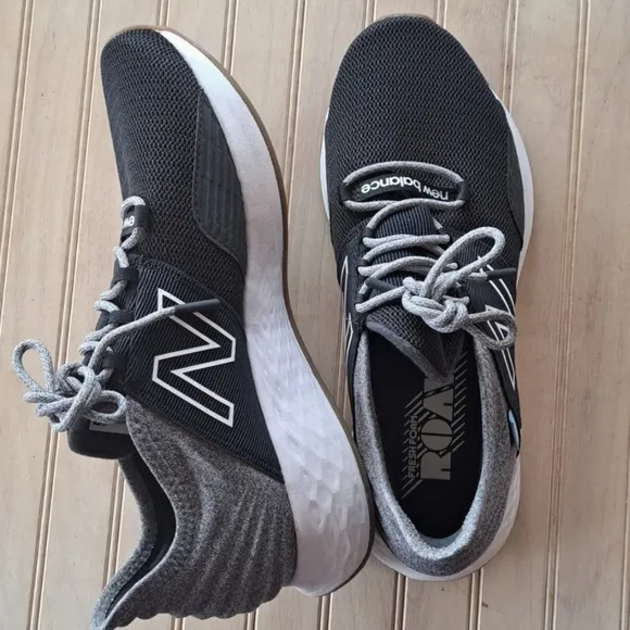 New Balance Fresh Foam ROAV Unisex Shoes/Sneaker Easy to Slip On Lightweight