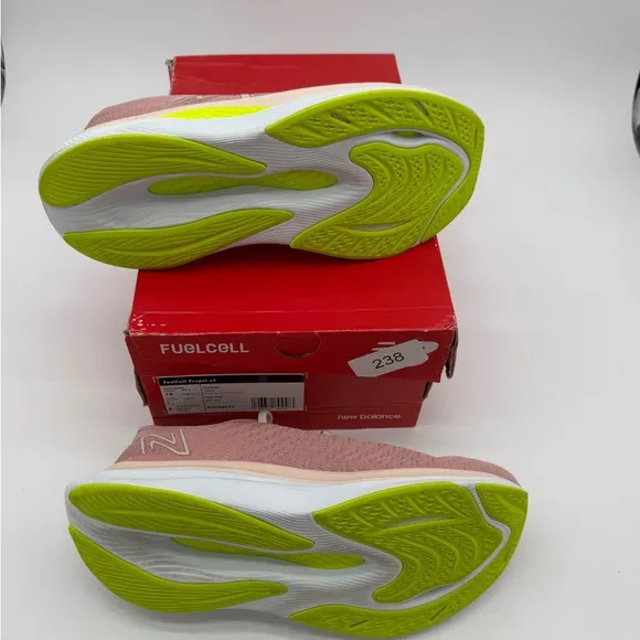 New Balance FuelCell Propel v4 Running Shoes Cushioned Pink Women's Size 10