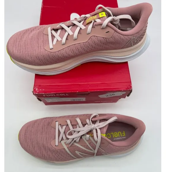 New Balance FuelCell Propel v4 Running Shoes Cushioned Pink Women's Size 10