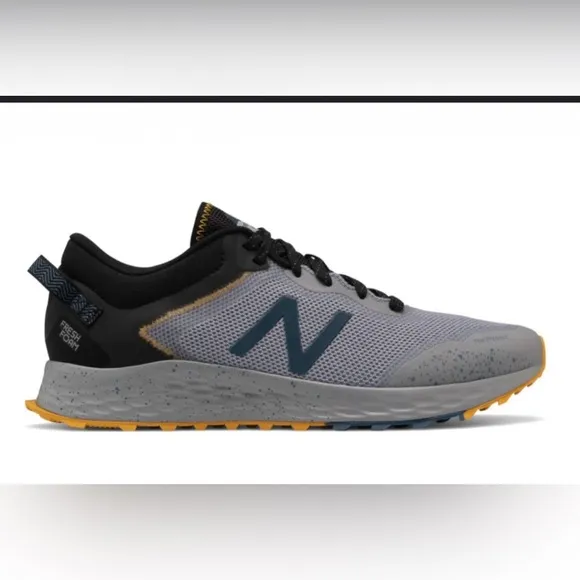 New Balance Gray and Black Athletic Shoes with Breathable Mesh