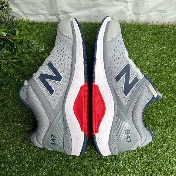 New Balance MEN 847 V4 WALKINGSHOE Silver (Silver Mink/Gunmetal)$150 Sz 10.5D
