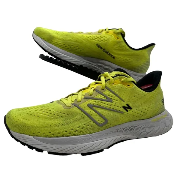 New Balance Mens 10.5 Fresh Foam X 880 V13 Running Shoes Sneakers Neon Yellow