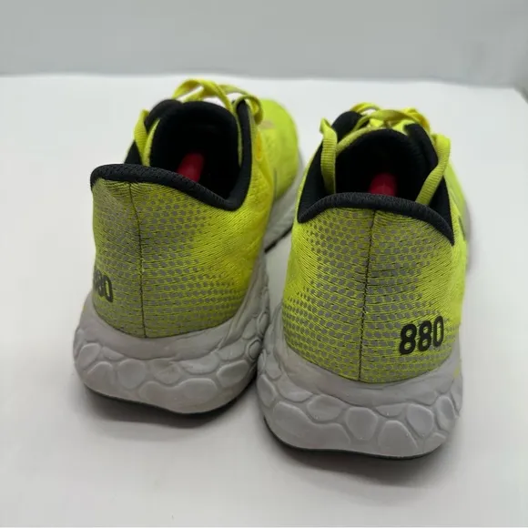 New Balance Mens 10.5 Fresh Foam X 880 V13 Running Shoes Sneakers Neon Yellow