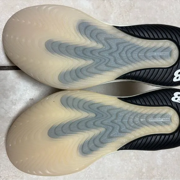 New Balance Tennis-Hard Court Fuel Cell 996v5 Men 11.5 wide White Shoes MCH996S5