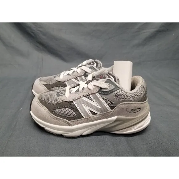 New Balance Toddler's 990 V6 (TD) Sneakers Lace Up Gray Size 6 NEW IN BOX!