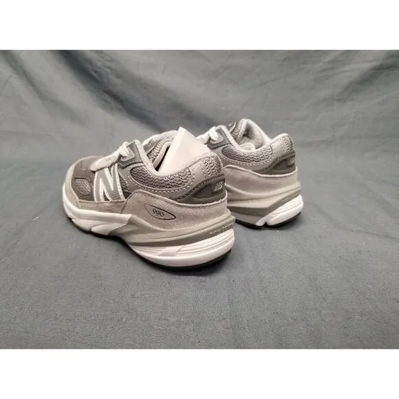 New Balance Toddler's 990 V6 (TD) Sneakers Lace Up Gray Size 6 NEW IN BOX!
